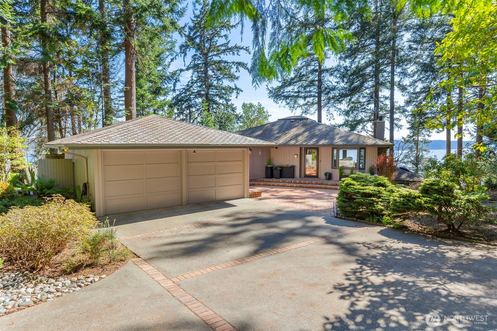1571 Thorndyke Road , Port Ludlow, WA 98365