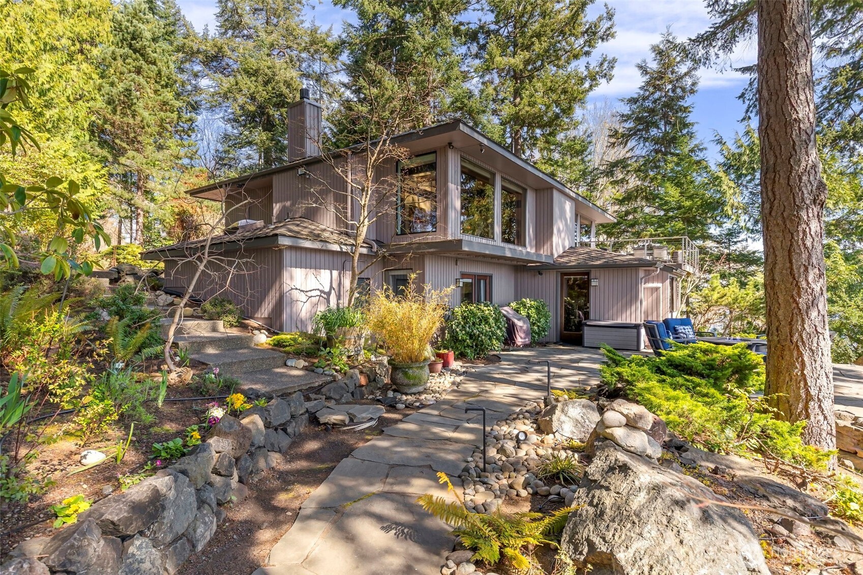 1571 Thorndyke Road , Port Ludlow, WA 98365