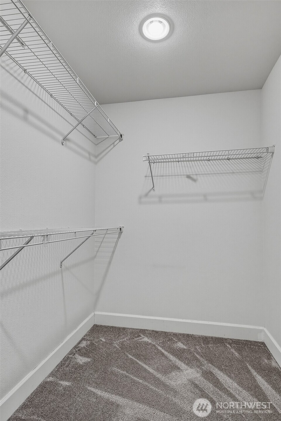 20042 94th Avenue NE, Bothell, WA 98011