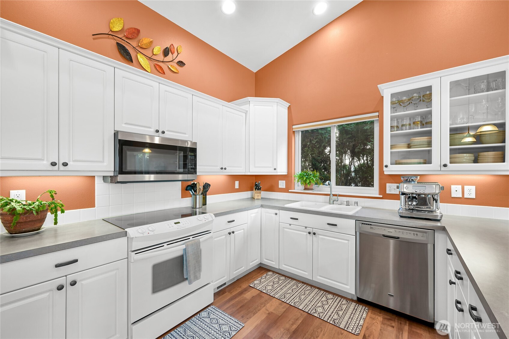 2002 Heartland Drive , Lynden, WA 98264