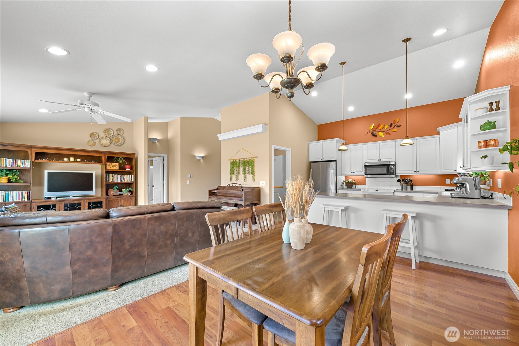 2002 Heartland Drive , Lynden, WA 98264