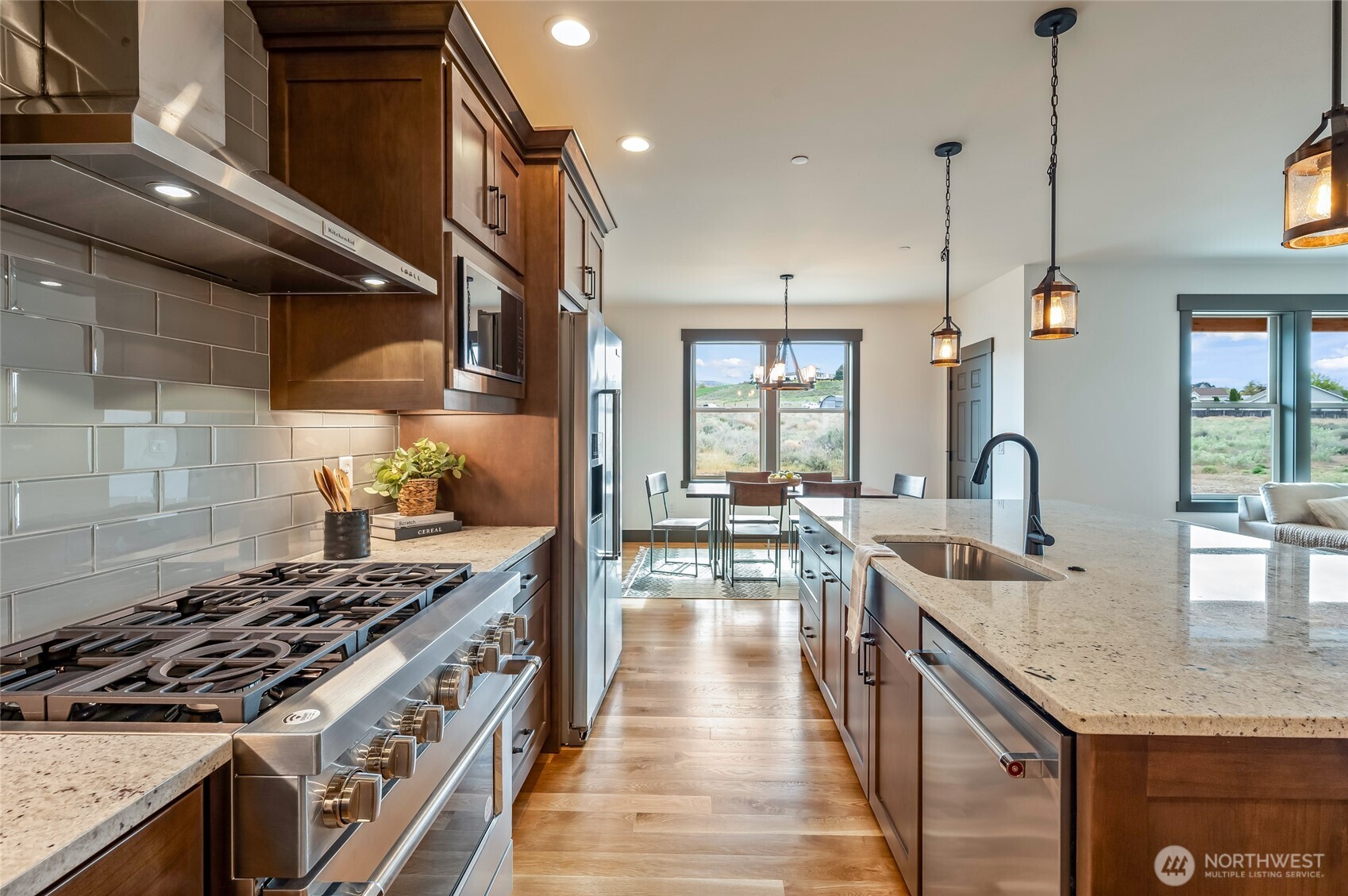 2516 Plateau Drive , East Wenatchee, WA 98802