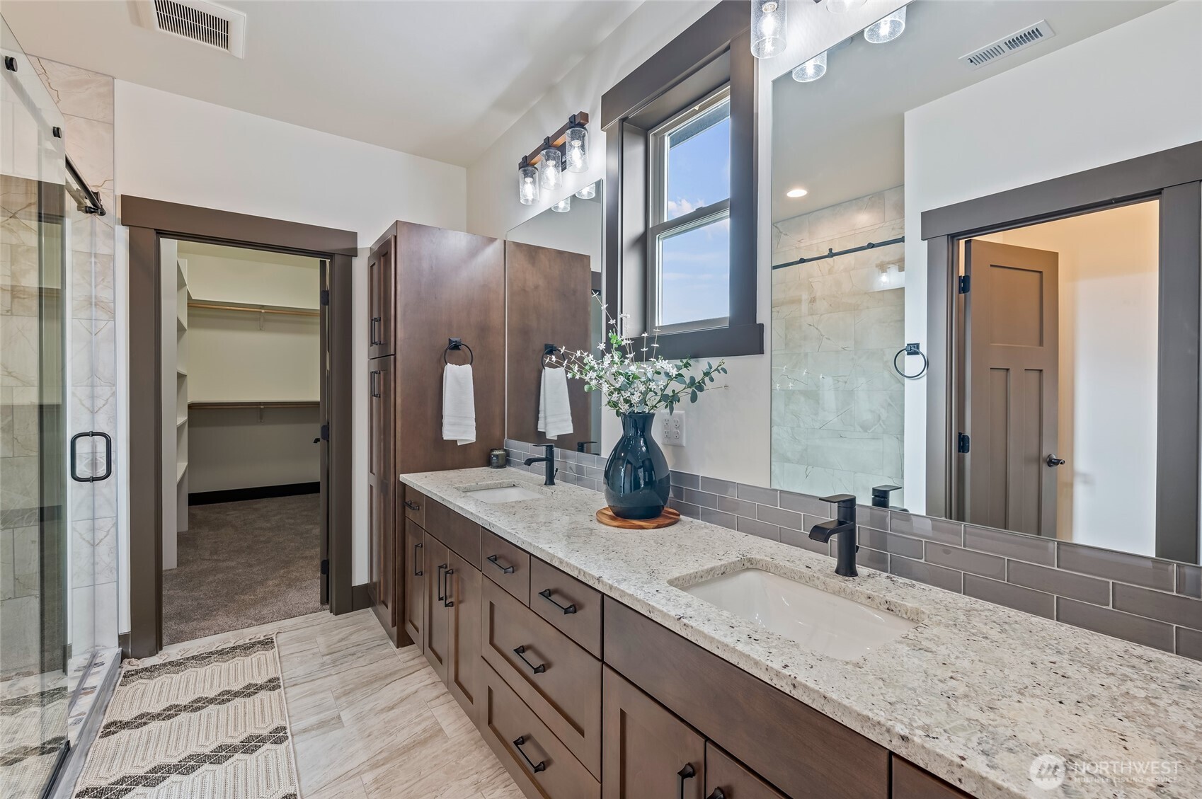 2516 Plateau Drive , East Wenatchee, WA 98802