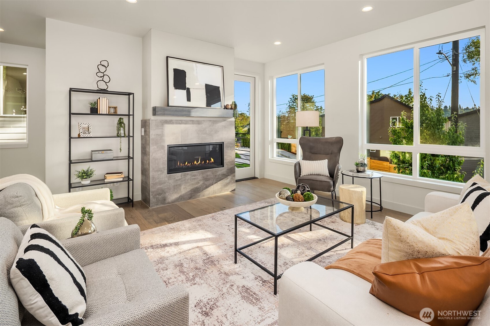 4570 22nd Avenue SW, Seattle, WA 98106