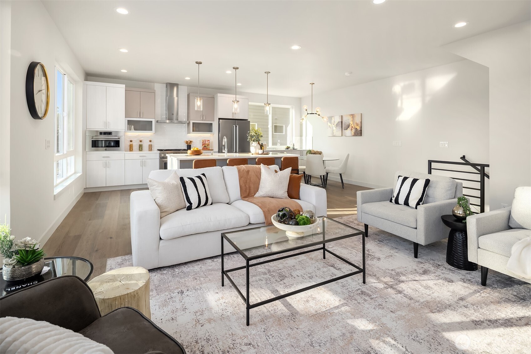 4570 22nd Avenue SW, Seattle, WA 98106