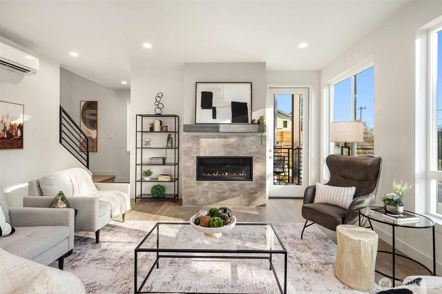 4570 22nd Avenue SW, Seattle, WA 98106