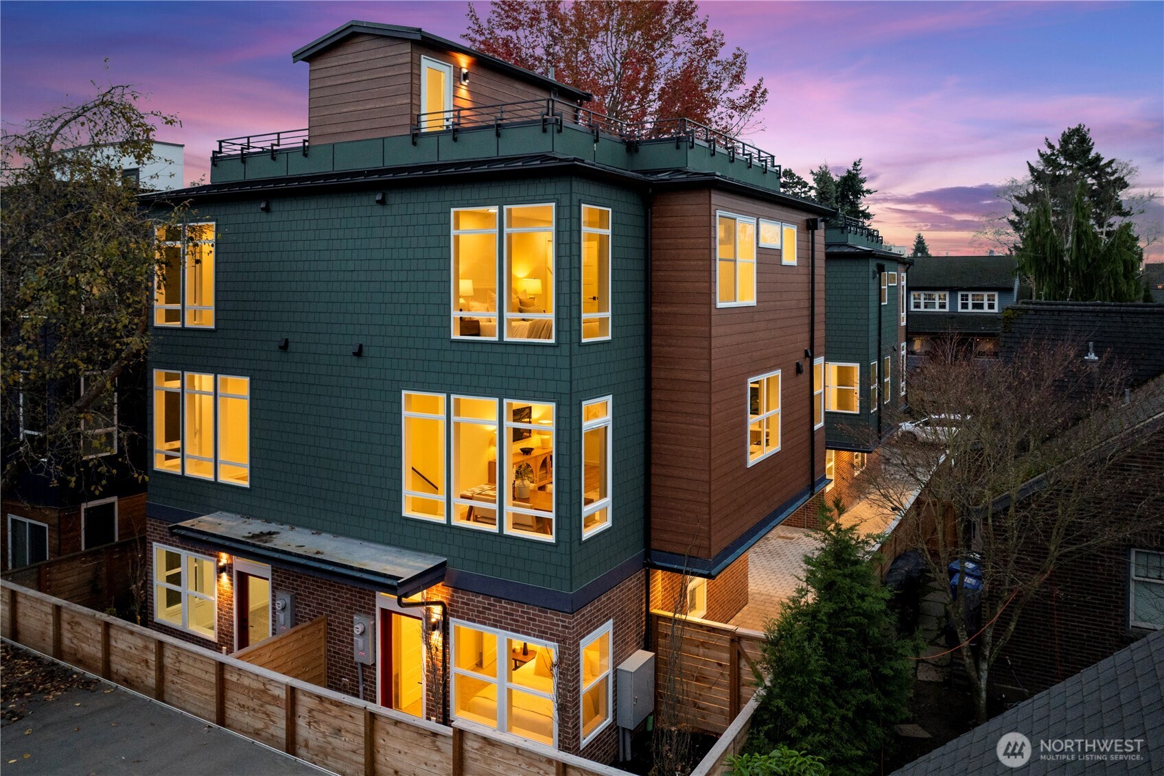 1704 A N 47th Street , Seattle, WA 98103