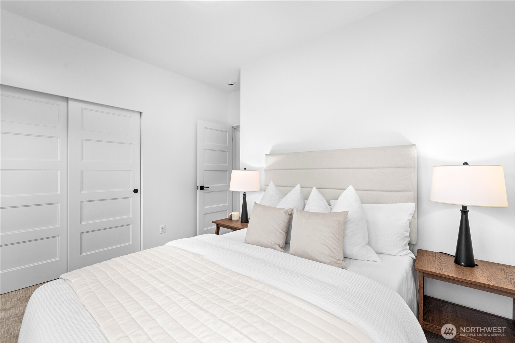 1704 A N 47th Street , Seattle, WA 98103