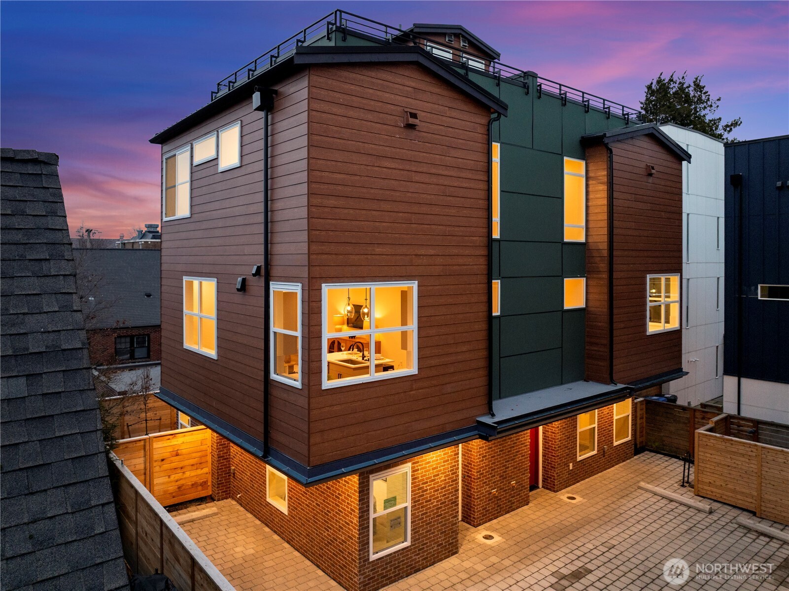 1704 A N 47th Street , Seattle, WA 98103