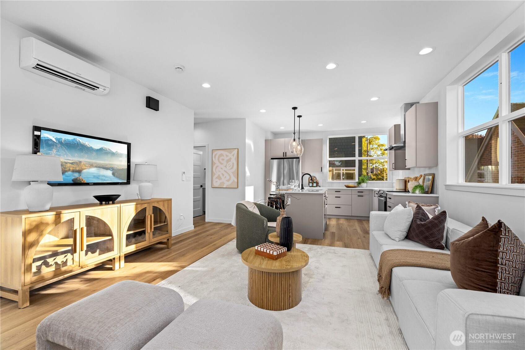 1704 A N 47th Street , Seattle, WA 98103