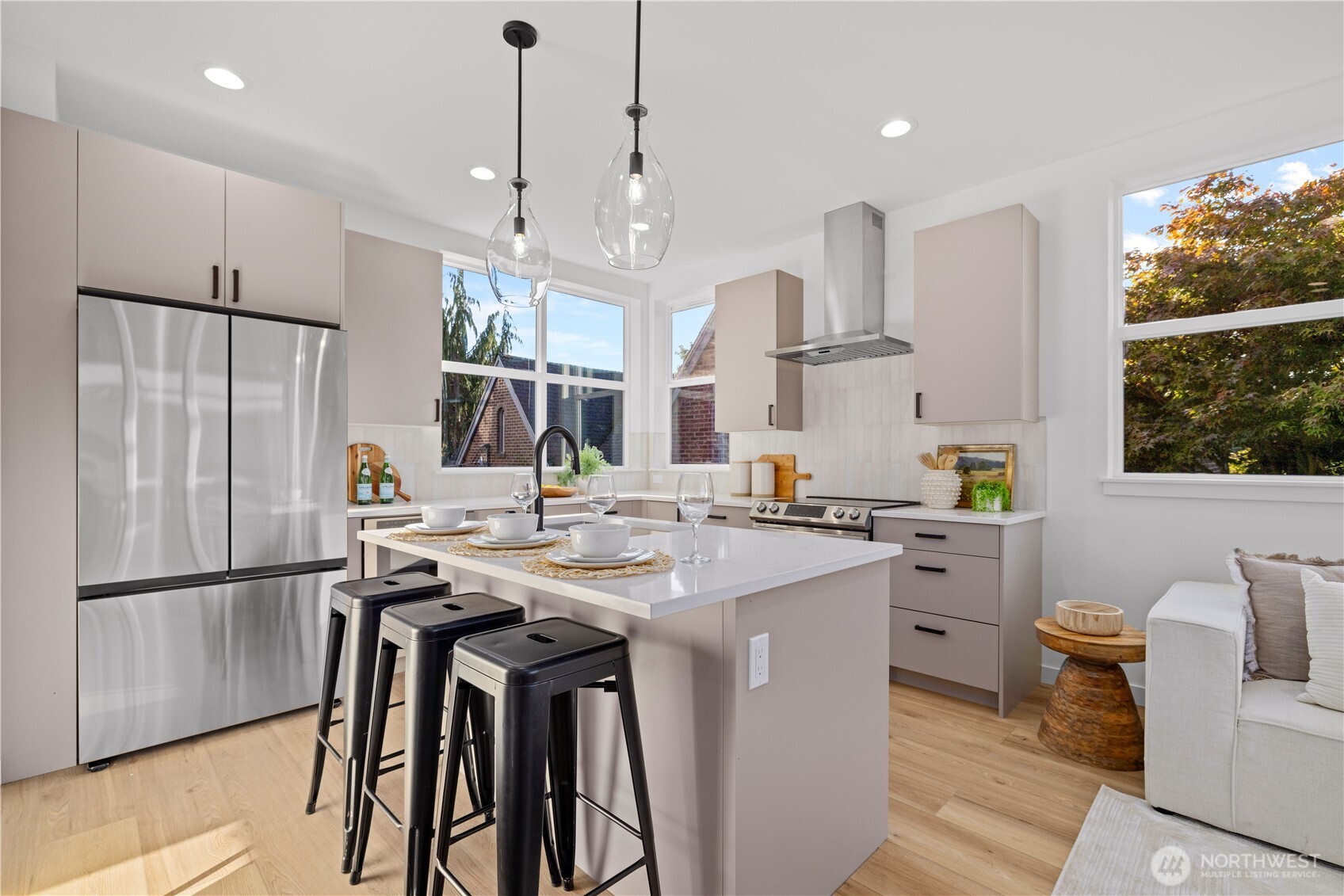 1704 A N 47th Street , Seattle, WA 98103