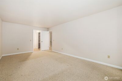 2940 Kennewick Place NE, Renton, WA 98056 - Photo 15