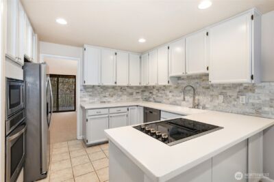 2940 Kennewick Place NE, Renton, WA 98056 - Photo 8