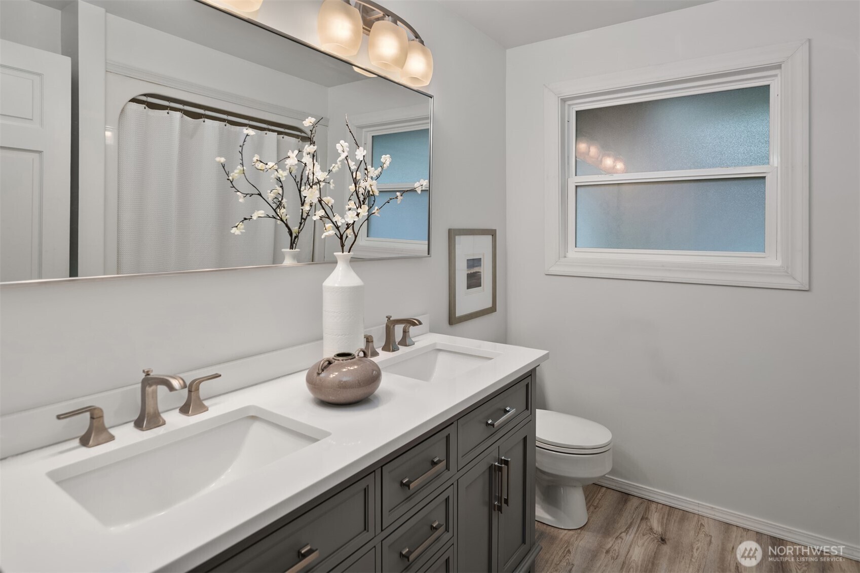 16005 NE 160th Street , Woodinville, WA 98072-2551