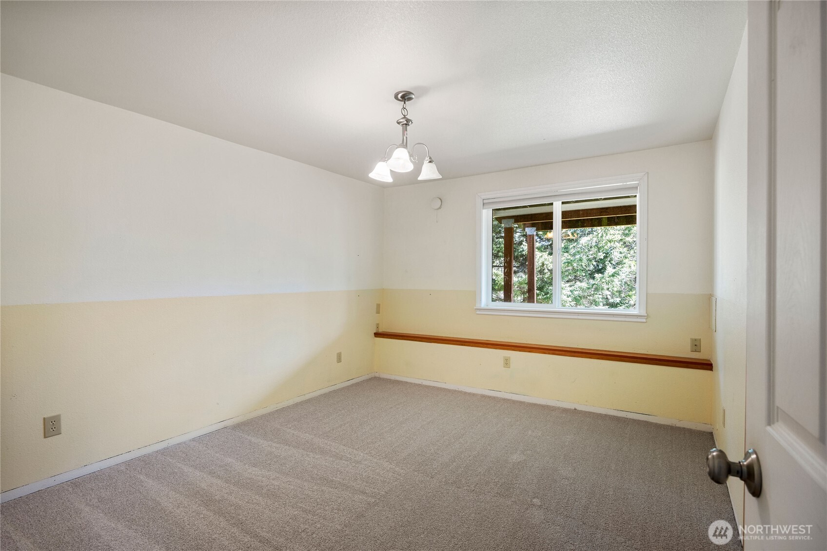 261 E Rainier Court , Allyn, WA 98524