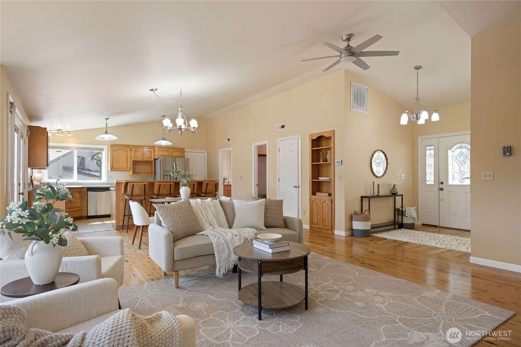261 E Rainier Court , Allyn, WA 98524