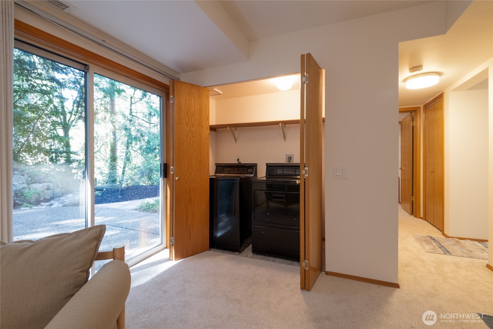 8608 Main Street , Edmonds, WA 98026