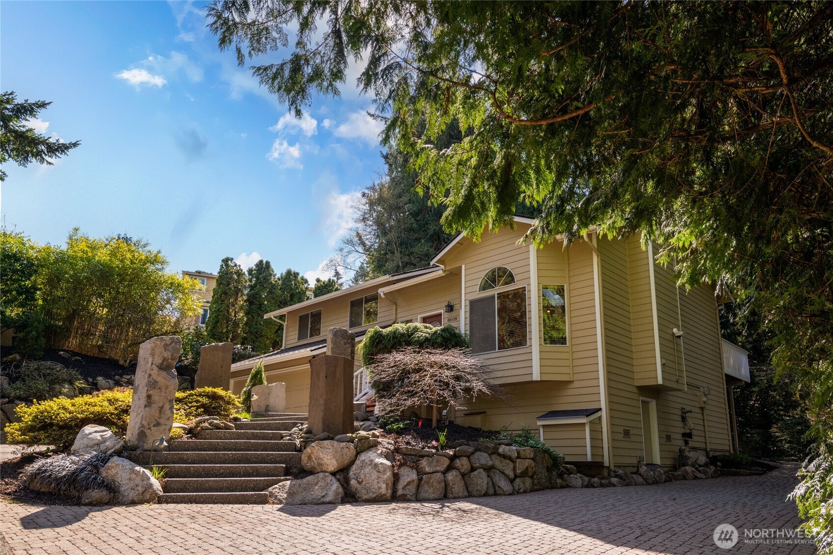 8608 Main Street , Edmonds, WA 98026