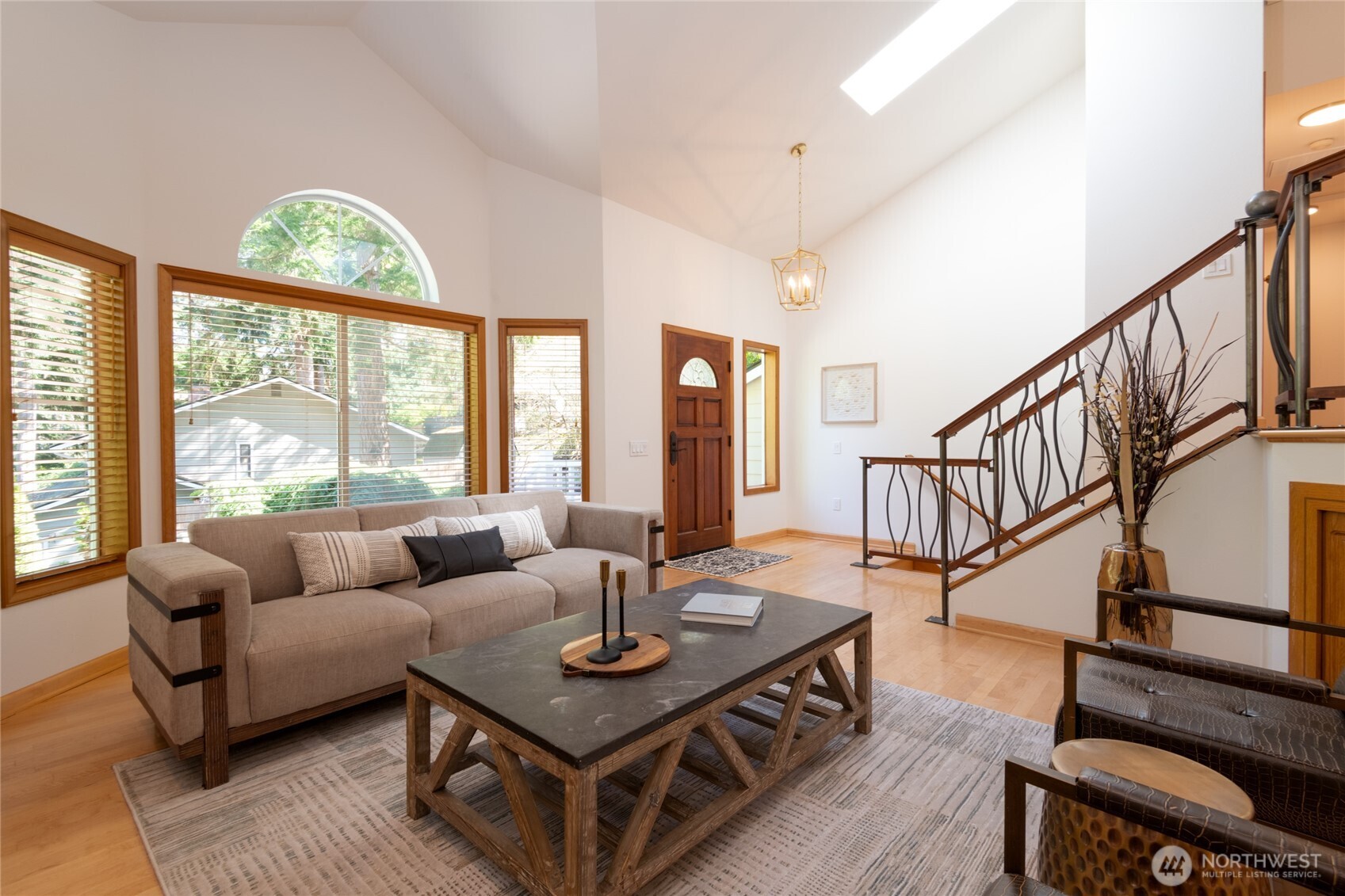 8608 Main Street , Edmonds, WA 98026