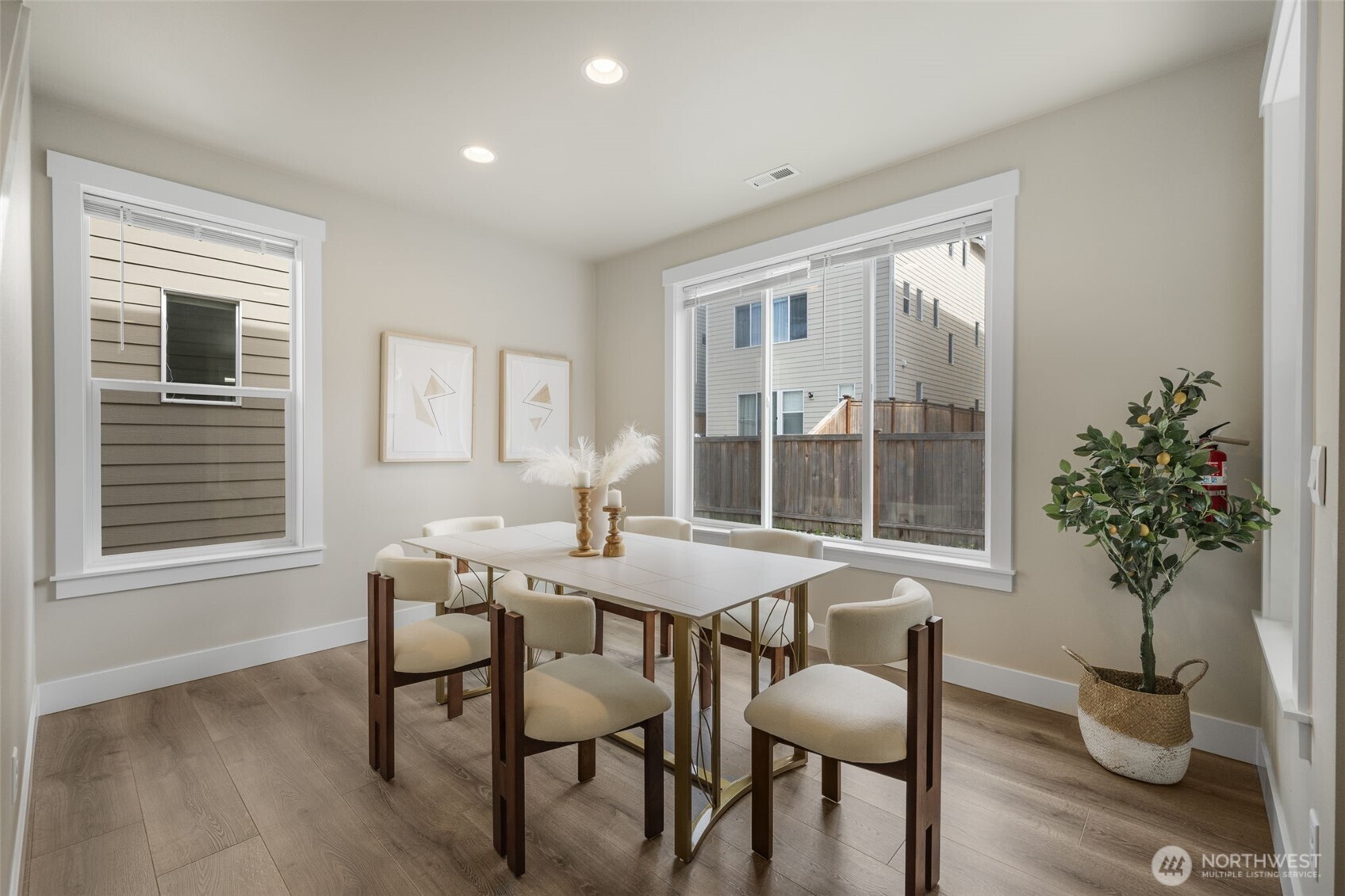 23205 89th Ave W #8, Edmonds, WA 98026