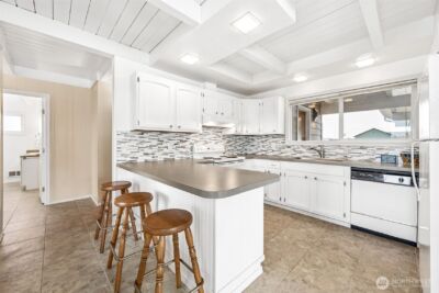 1071 Ocean Shores Boulevard SW, Ocean Shores, WA 98569 - Photo 14