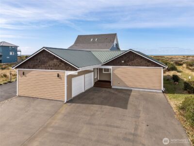 1071 Ocean Shores Boulevard SW, Ocean Shores, WA 98569 - Photo 2