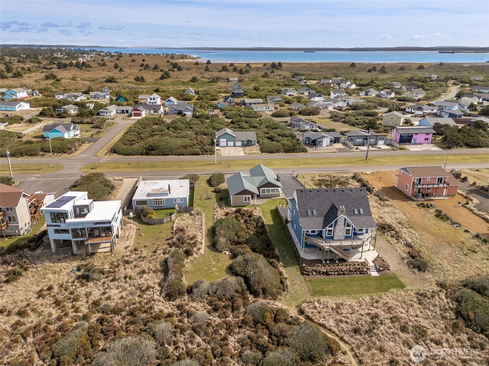 1071 Ocean Shores Boulevard SW, Ocean Shores, WA 98569