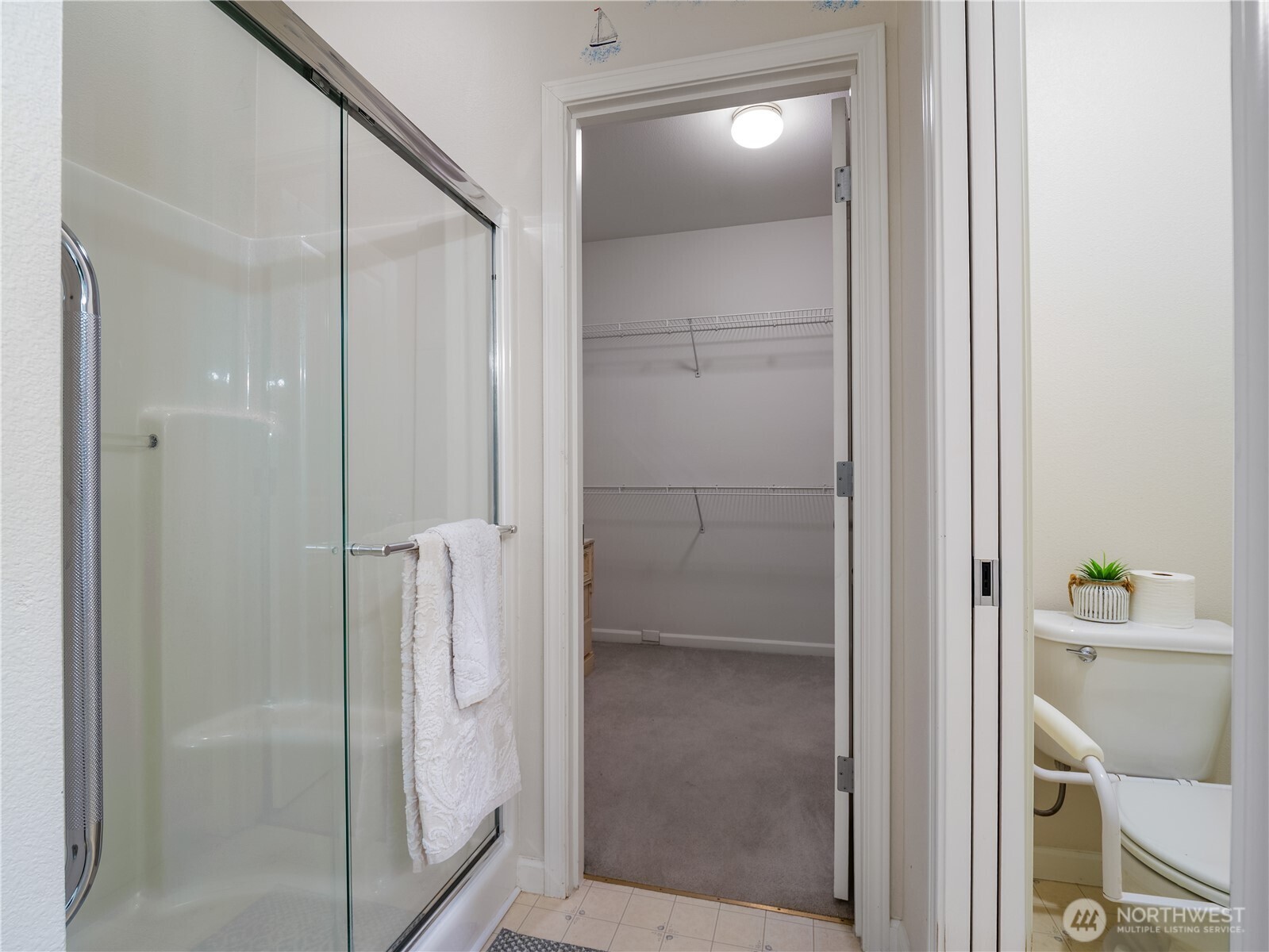 5710 61st Avenue W, University Place, WA 98467