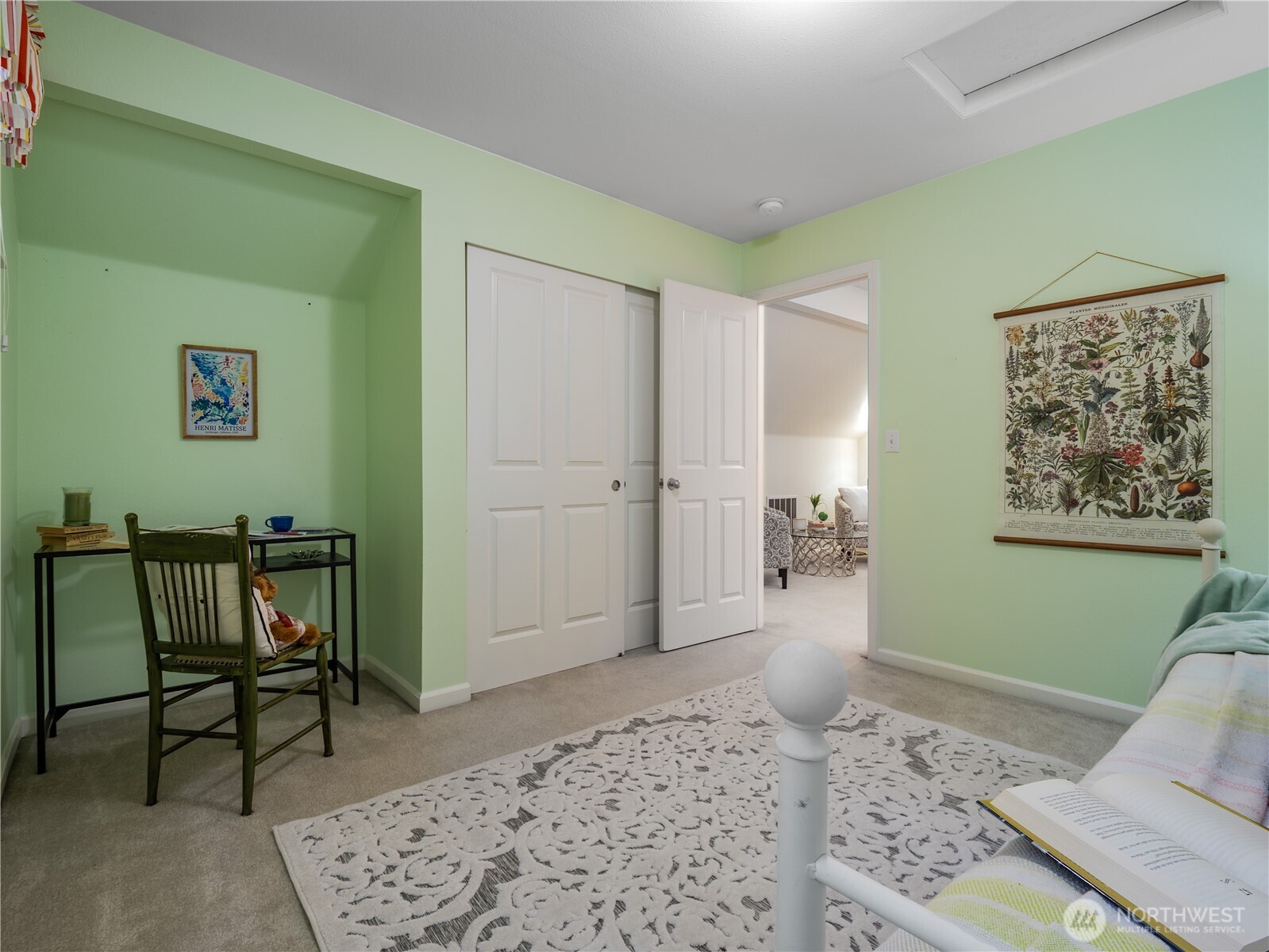 5710 61st Avenue W, University Place, WA 98467