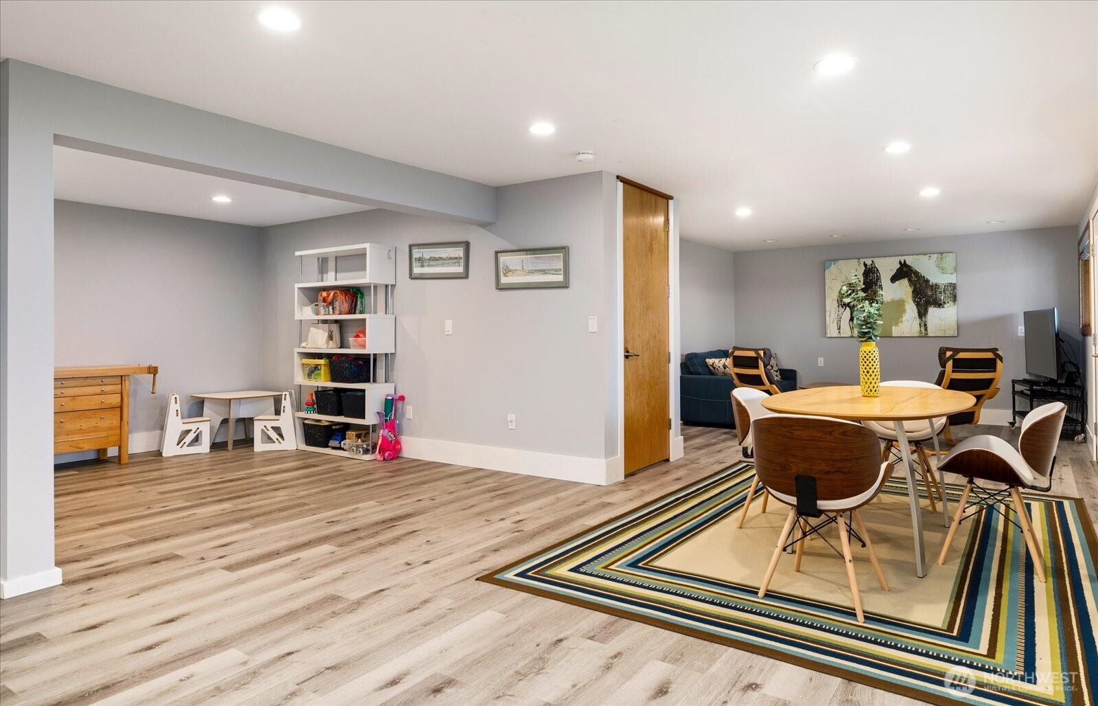 2745 Evening Glory Court , Clinton, WA 98236