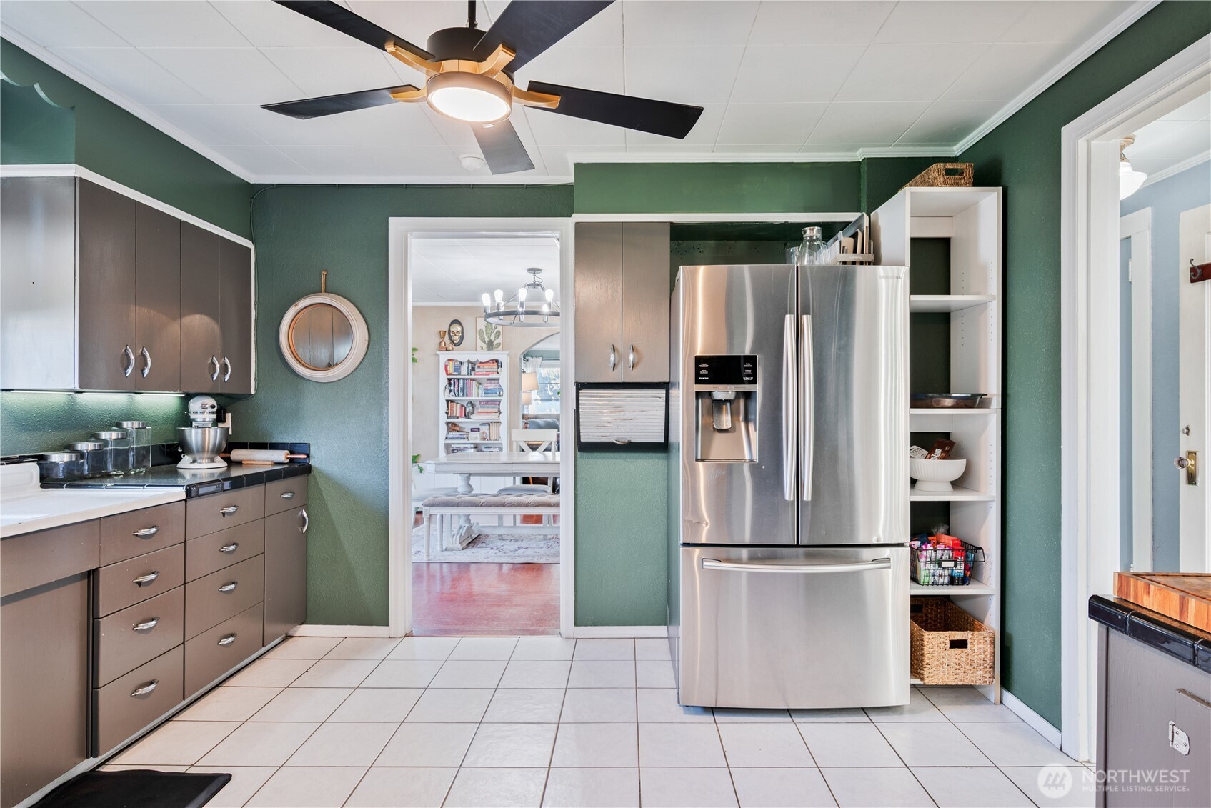 304 Crawford Street , Kelso, WA 98626