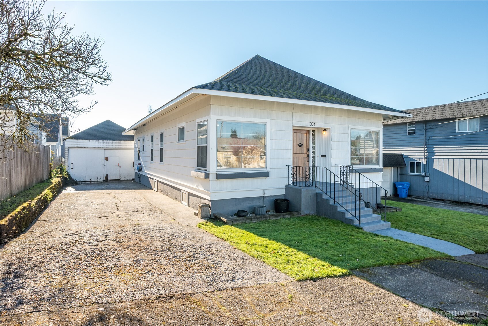 304 Crawford Street , Kelso, WA 98626