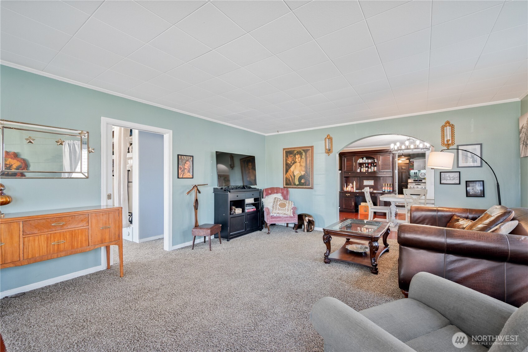 304 Crawford Street , Kelso, WA 98626