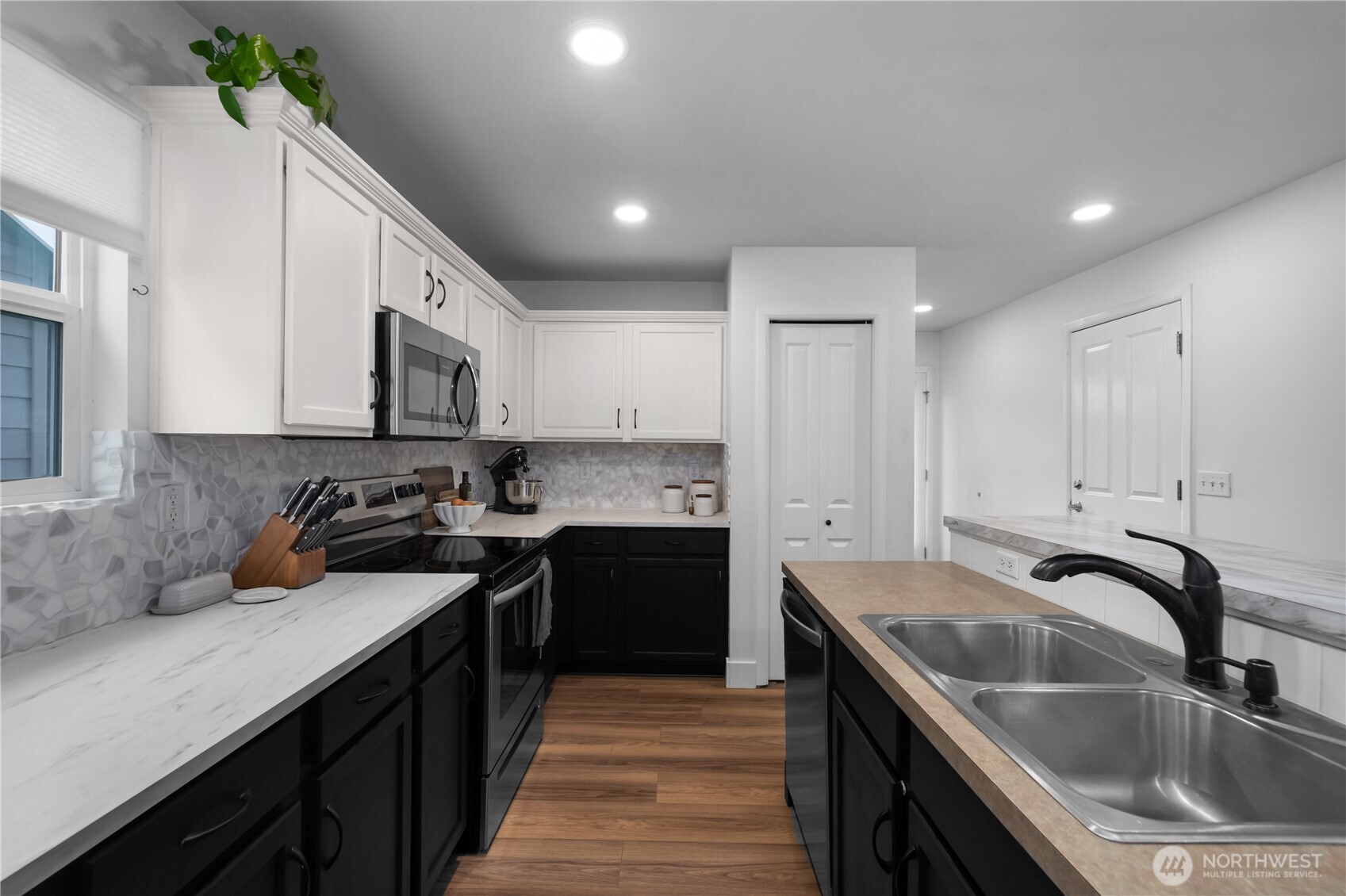 5805 SE Pennsylvania St , Lacey, WA 98513