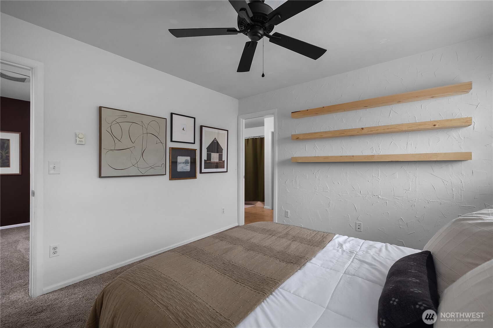 5805 SE Pennsylvania St , Lacey, WA 98513