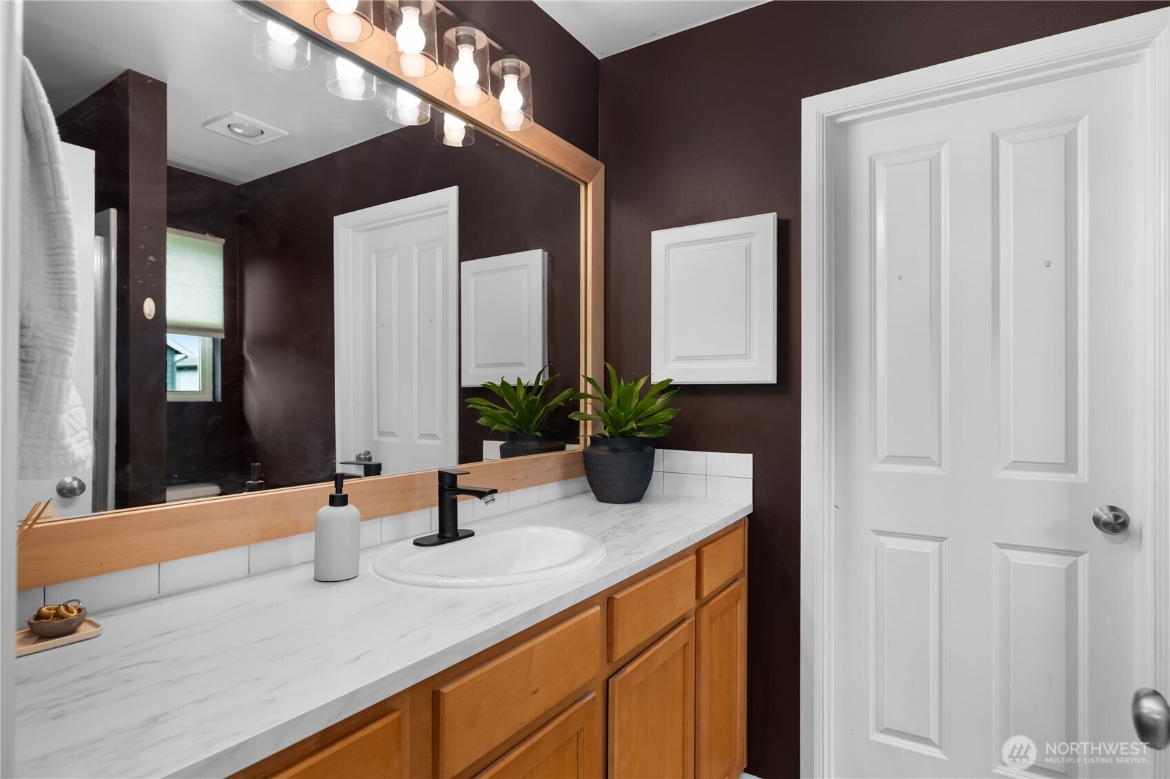 5805 SE Pennsylvania St , Lacey, WA 98513