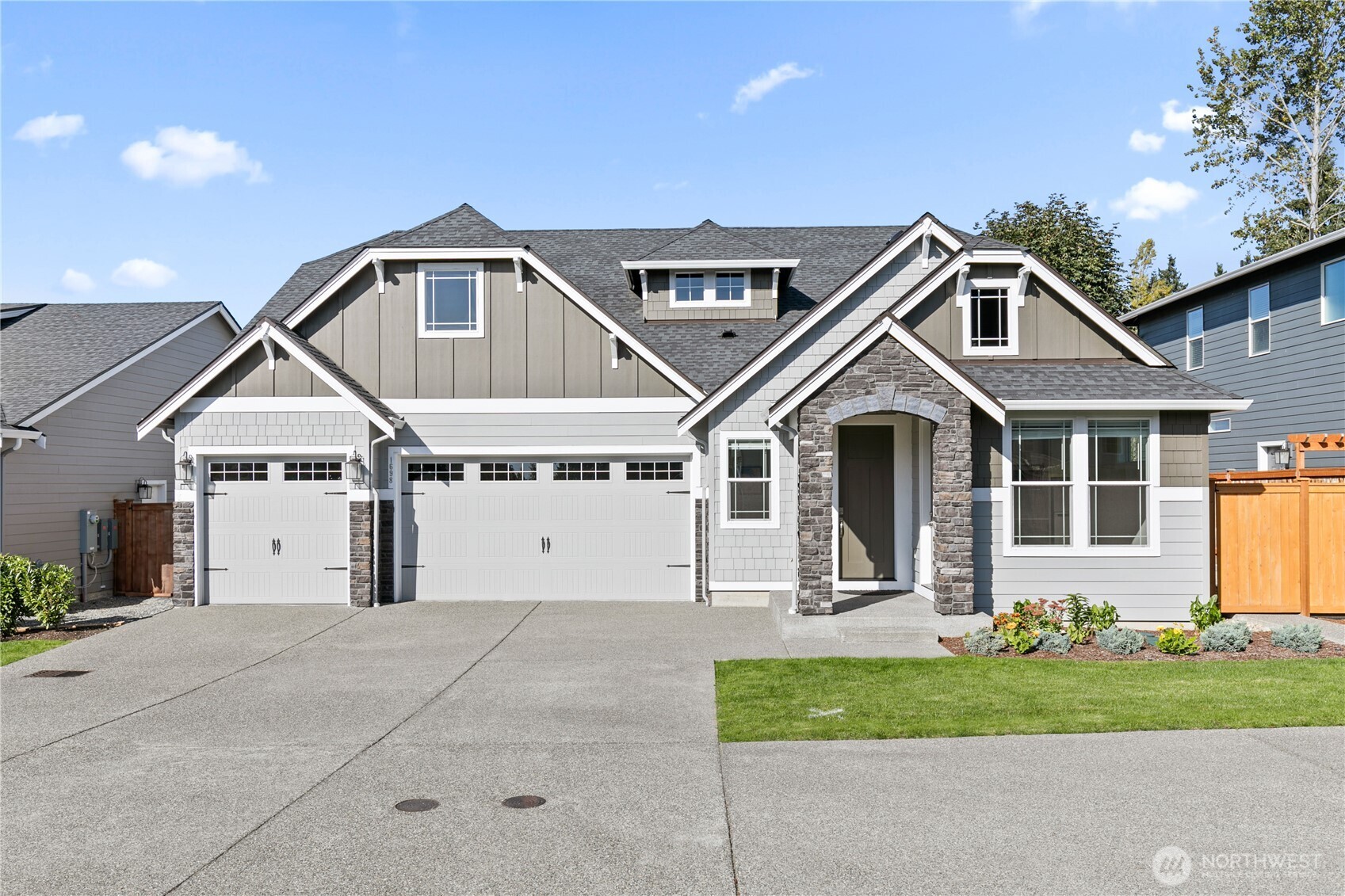 1698 SW 344th Place , Federal Way, WA 98023