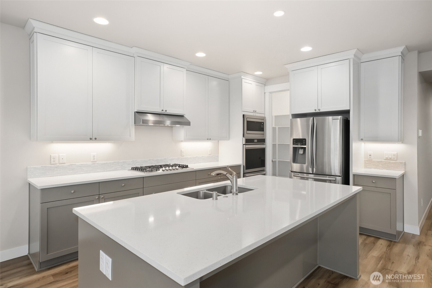 1698 SW 344th Place , Federal Way, WA 98023
