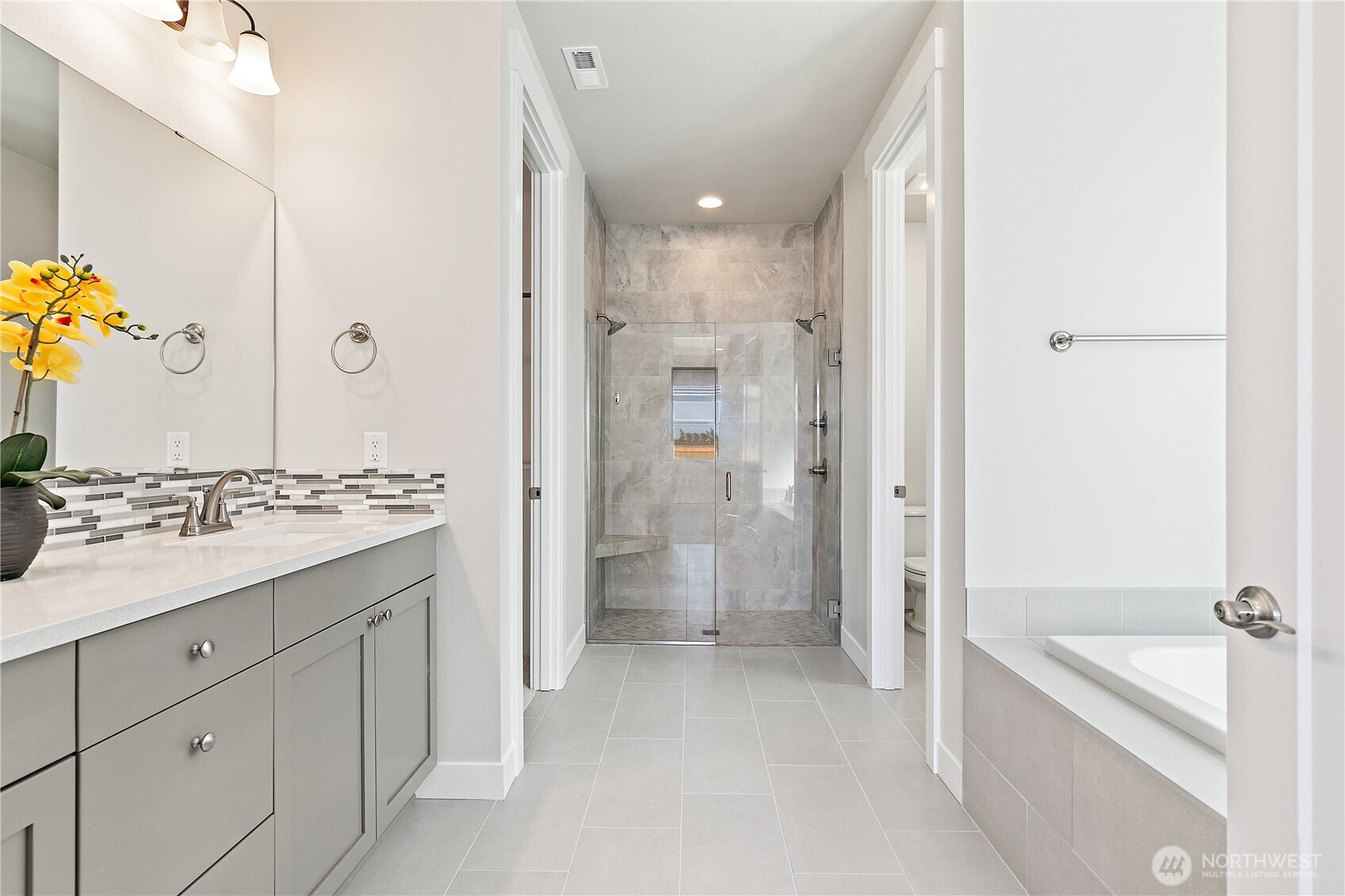 1698 SW 344th Place , Federal Way, WA 98023