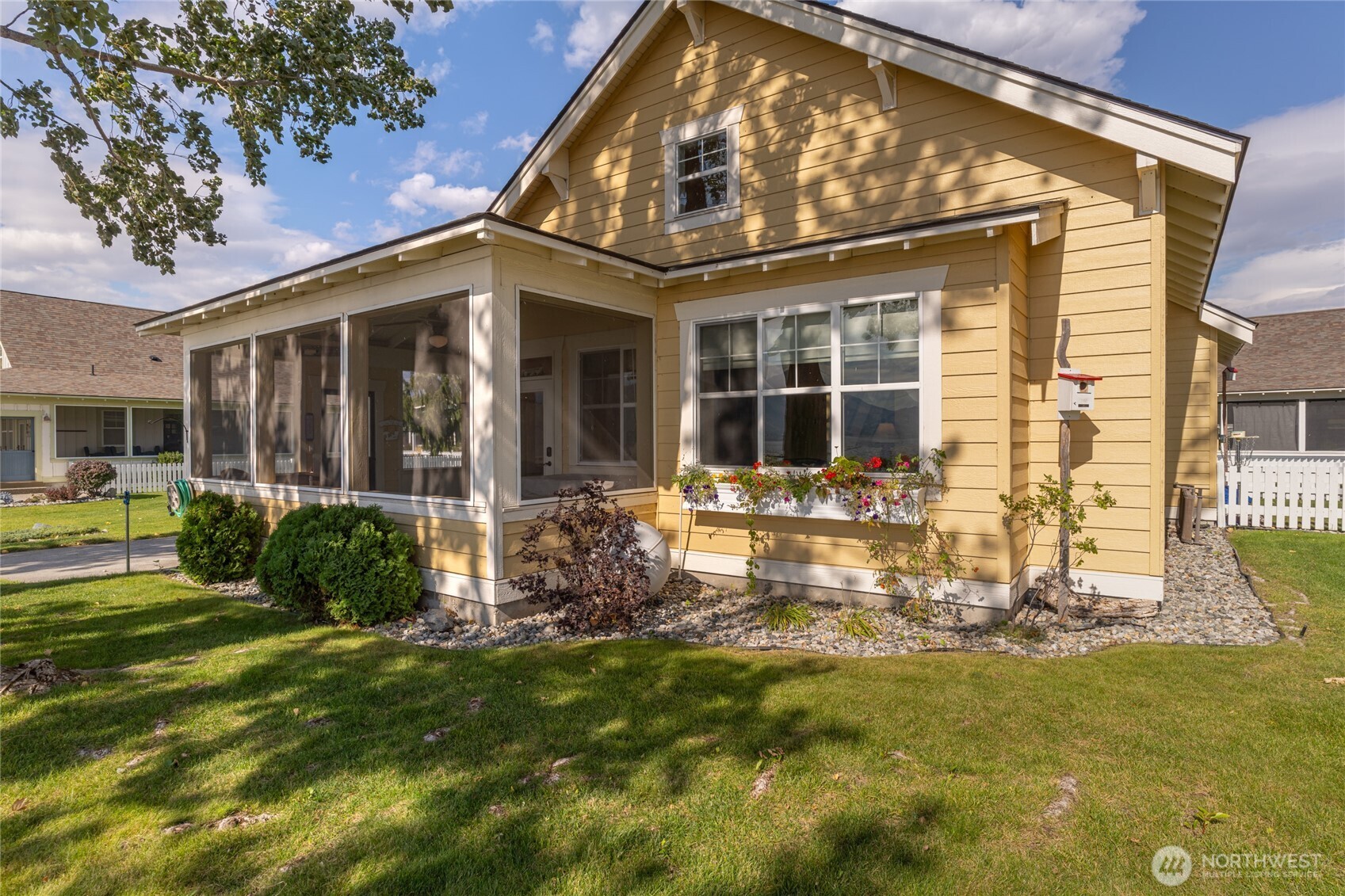 117 Barefoot Lane , Oroville, WA 98844