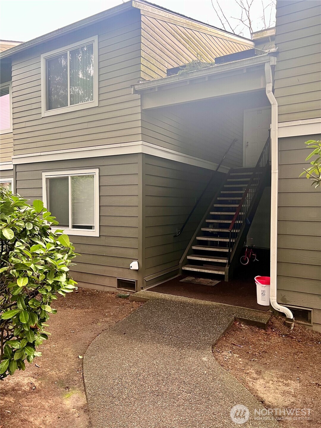 820 Cady Rd #F103, Everett, WA 98203