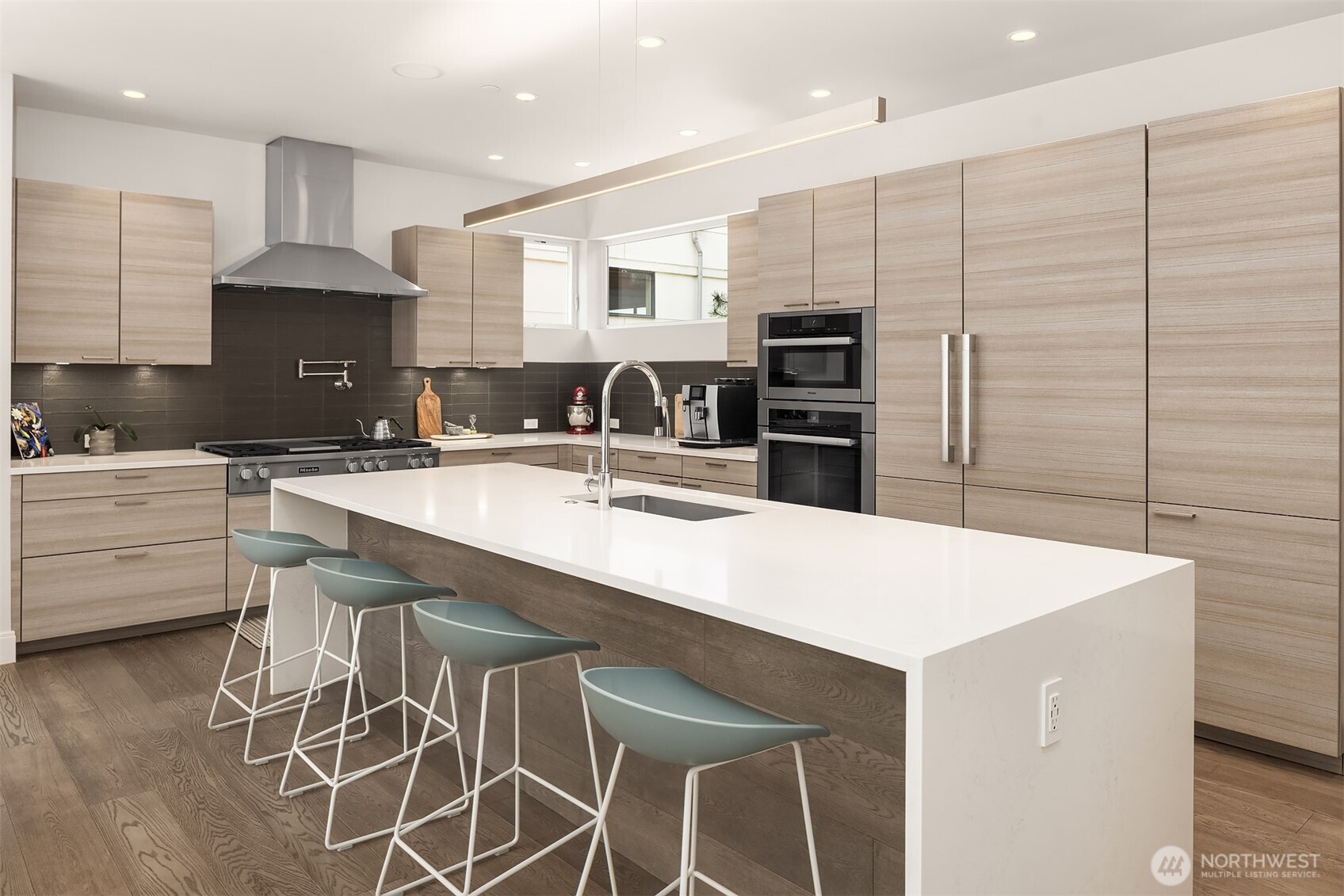 8371 SE 31st Street , Mercer Island, WA 98040