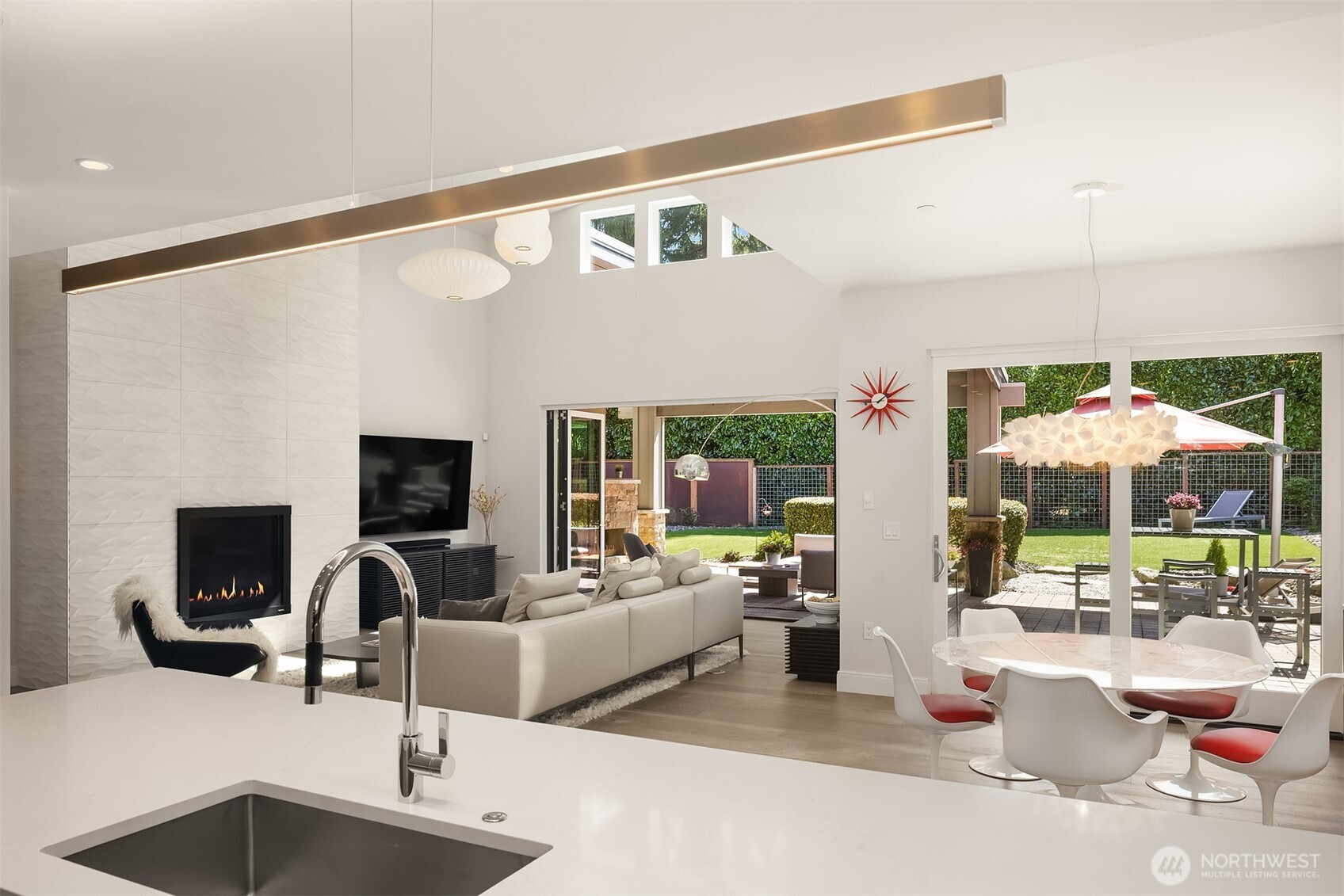 8371 SE 31st Street , Mercer Island, WA 98040