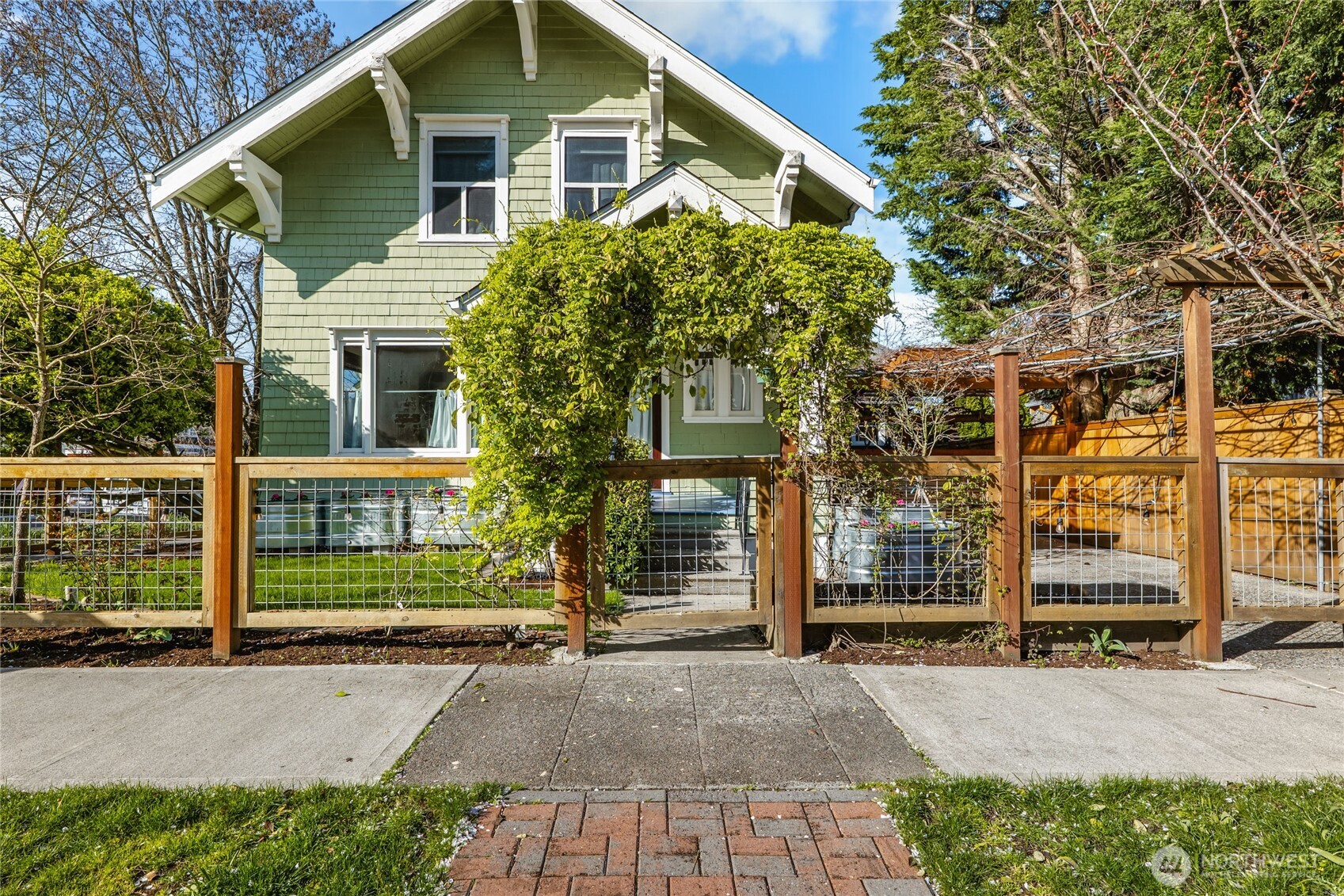 2815 S 8th Street , Tacoma, WA 98405