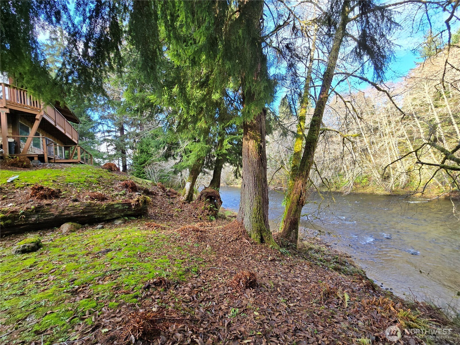 1405 Merchants Road , Forks, WA 98331
