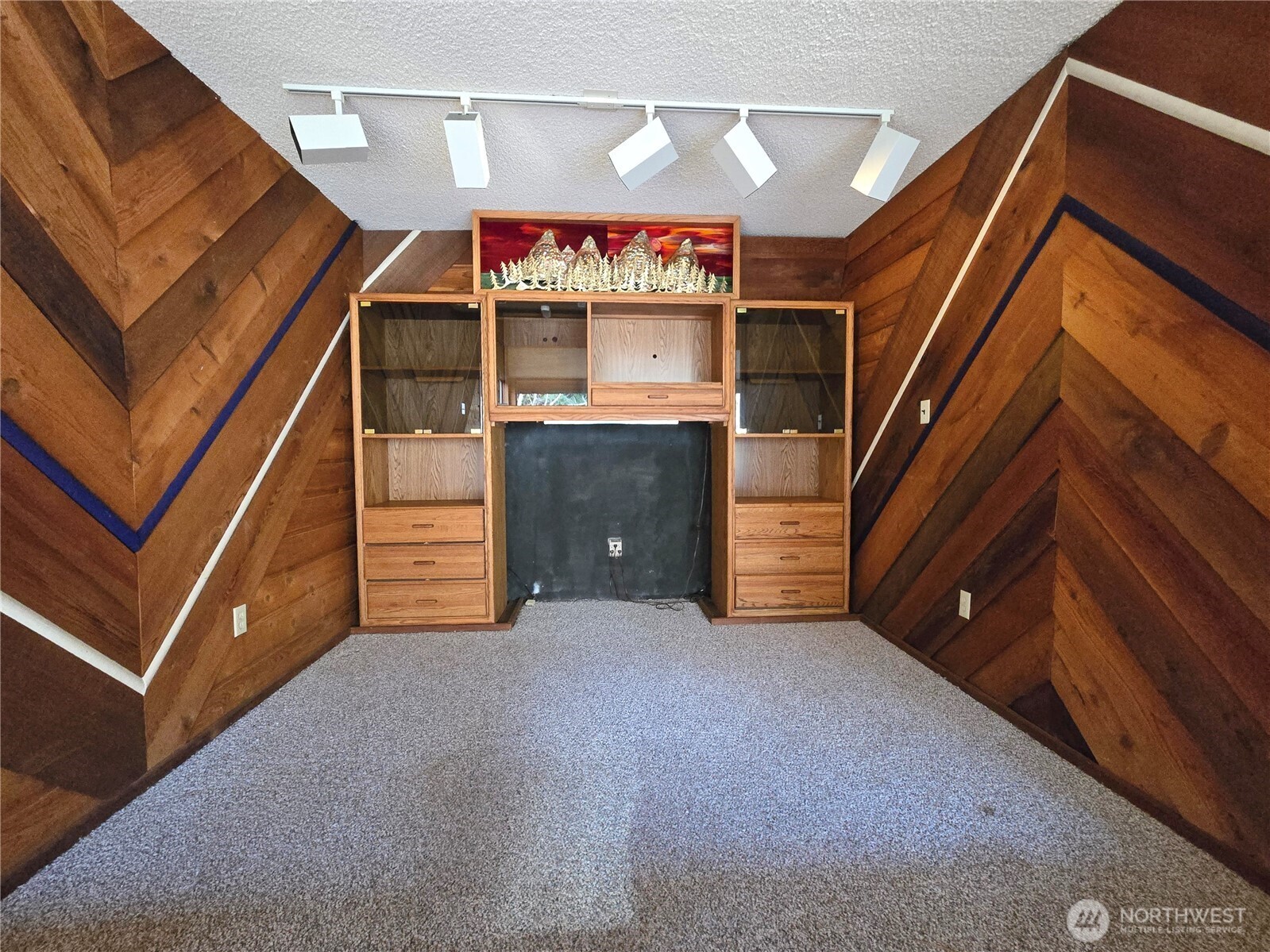 1405 Merchants Road , Forks, WA 98331