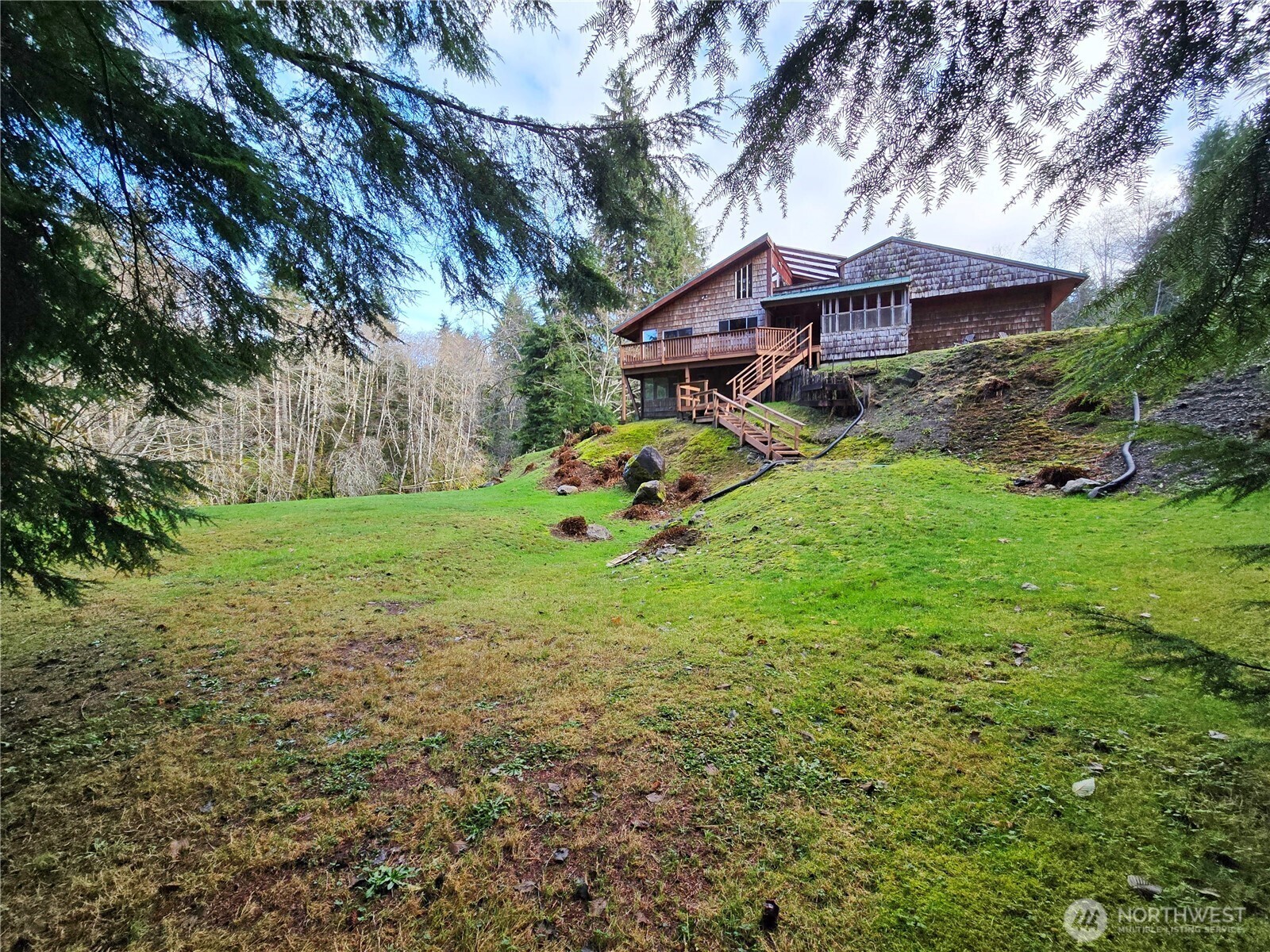 1405 Merchants Road , Forks, WA 98331