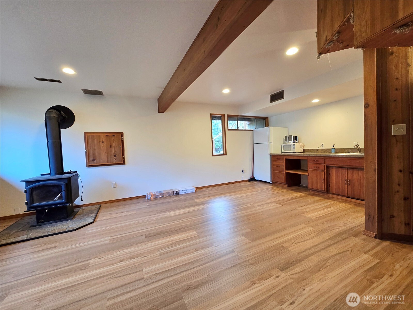 1405 Merchants Road , Forks, WA 98331