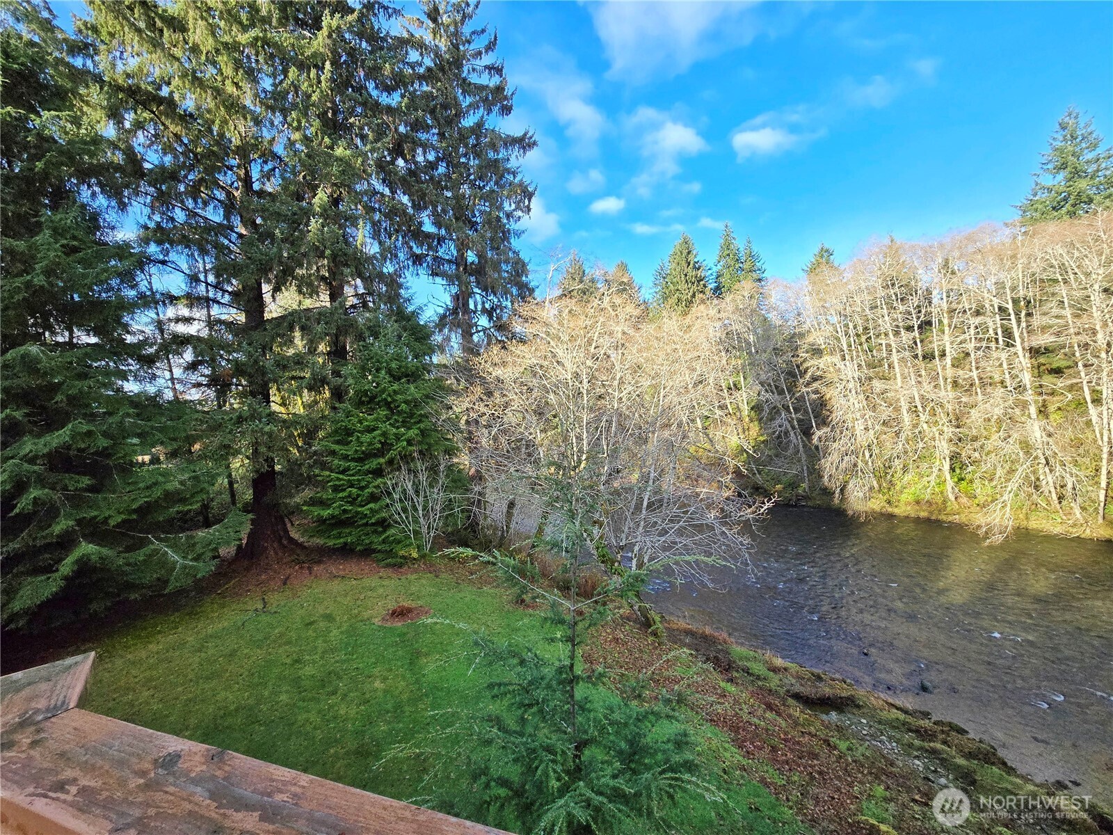 1405 Merchants Road , Forks, WA 98331