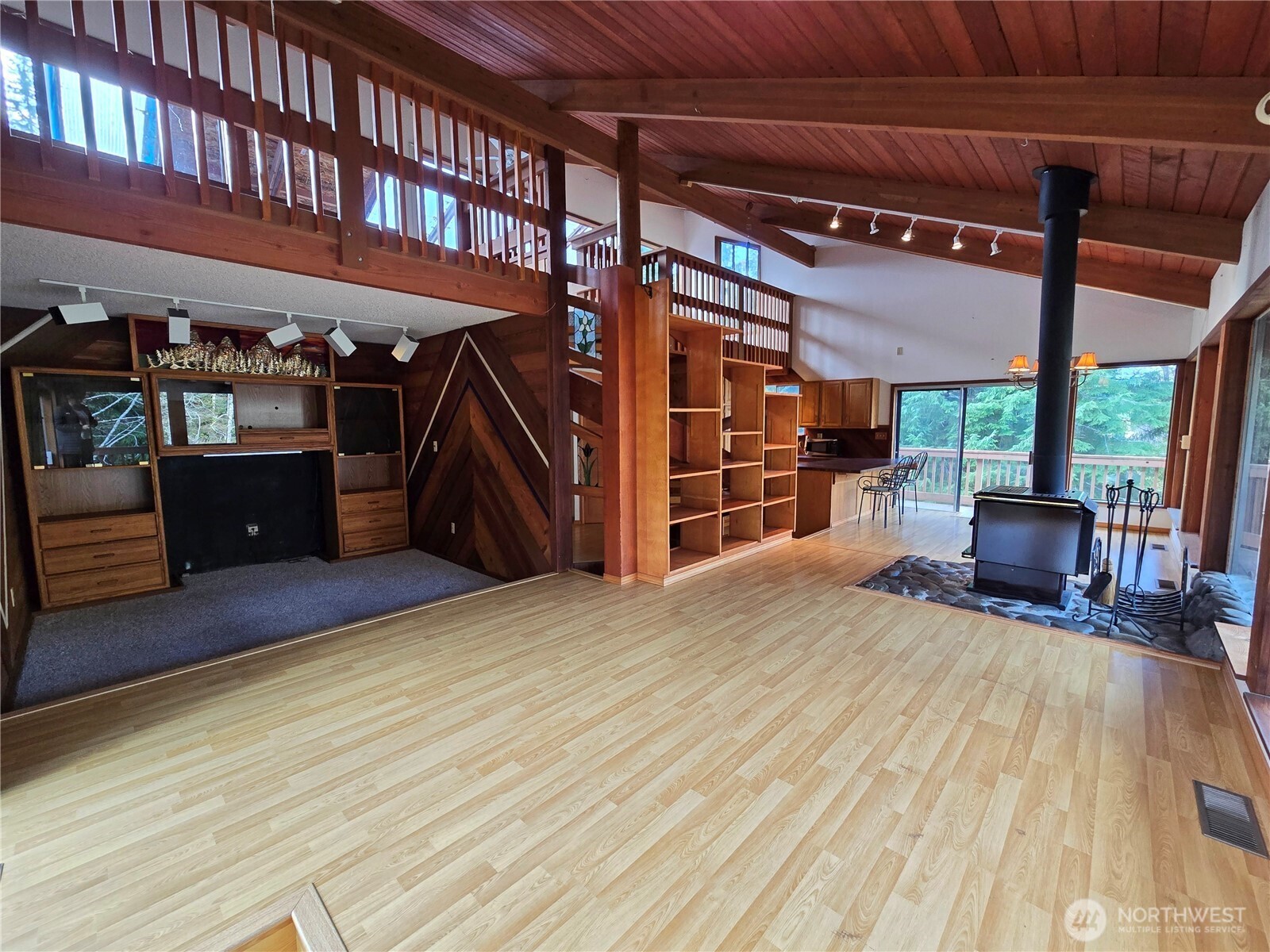 1405 Merchants Road , Forks, WA 98331